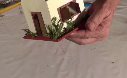 Làm mô hình ngôi nhà bằng giấy