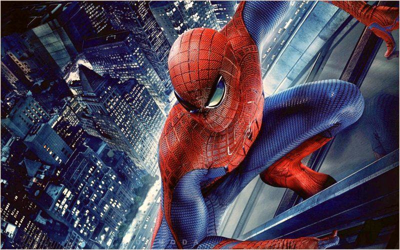 Hình nền người nhện - Spider man đứng trên mái nhà