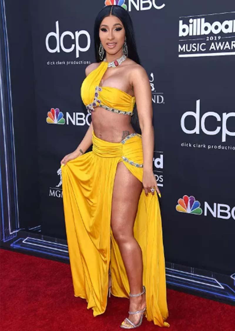 Cardi B thu 220 tỷ đồng mỗi tháng từ OnlyFans