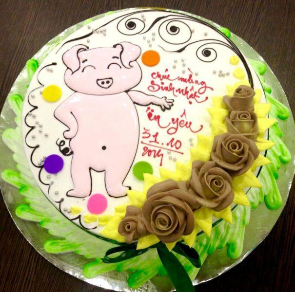 Bánh sinh nhật con lợn cho bé trai
