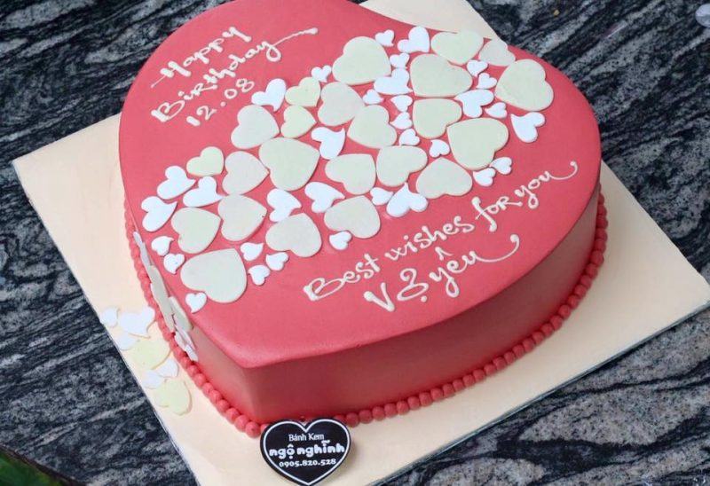 Bánh sinh nhật vợ yêu trái tim hồng