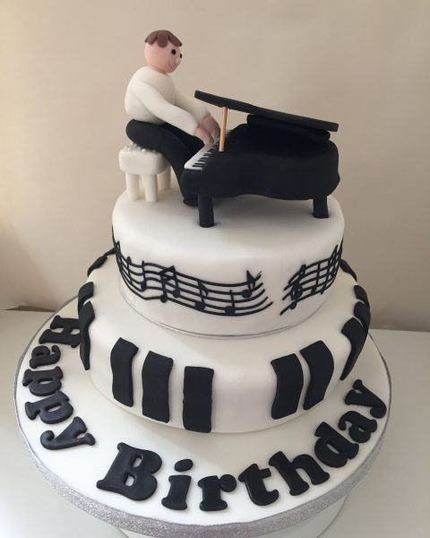 Bánh sinh nhật lần thứ 50 cho chồng yêu Bánh kem piano cho anh rể lần thứ 50