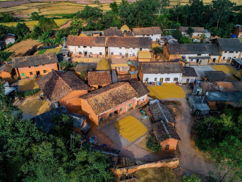 Hình ảnh làng quê Việt Nam mộc mạc nhìn từ trên cao