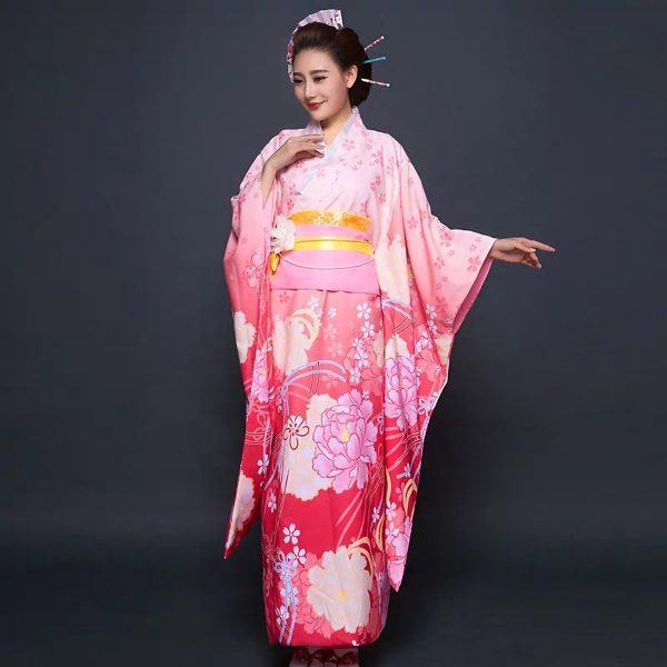 Hình ảnh đẹp về Kimono màu hồng