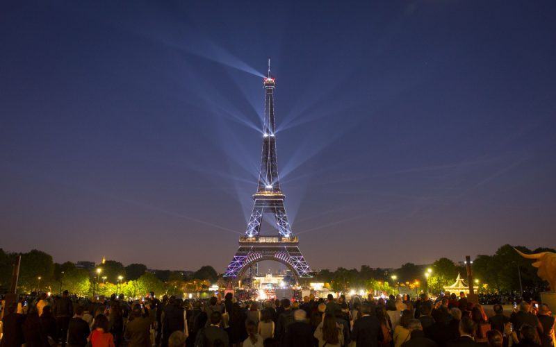 Hình ảnh tháp Eiffel về đêm