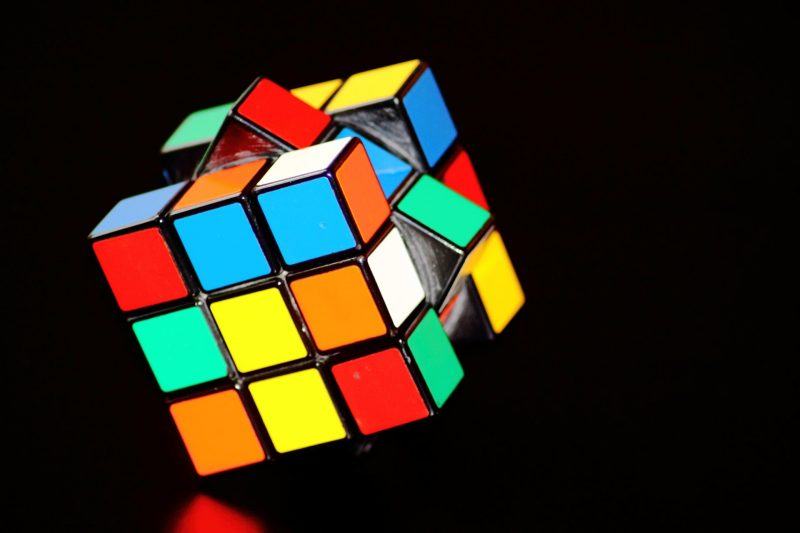 Trang khối lập phương Rubik