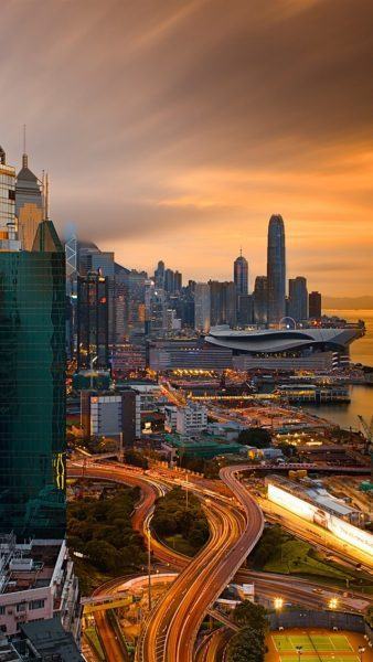 Một hình ảnh của Hồng Kông với đường phố