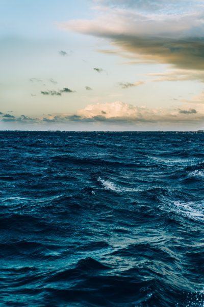 Hình ảnh biển làm hình nền điện thoại đẹp