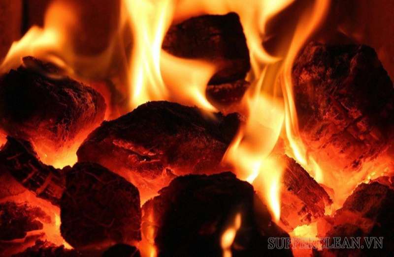 Than đá được dùng làm nhiên liệu đốt cháy, phục vụ nhu cầu đun nấu của con người