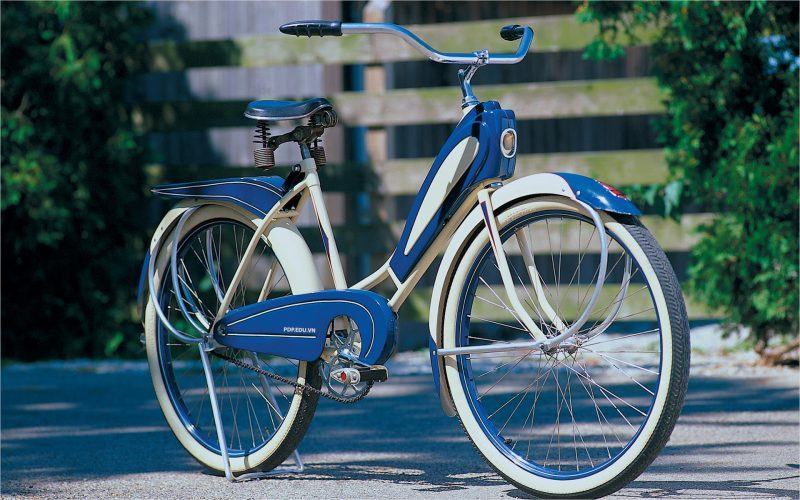 hình ảnh của một chiếc xe đạp với các thiết bị hiện đại