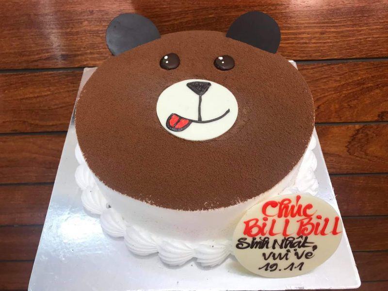 Bánh sinh nhật gấu nâu ngộ nghĩnh