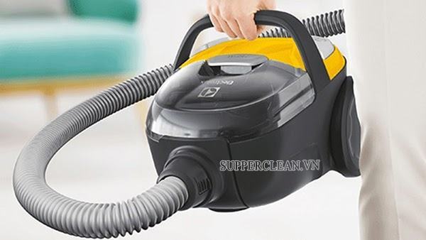 Máy hút bụi electrolux z1230 có nên hay không sử dụng?