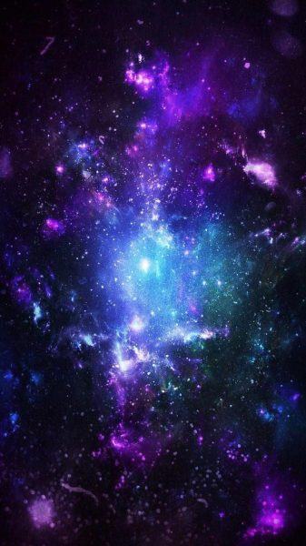 ảnh galaxy vùng sáng nổi trong dải ngân hà đen