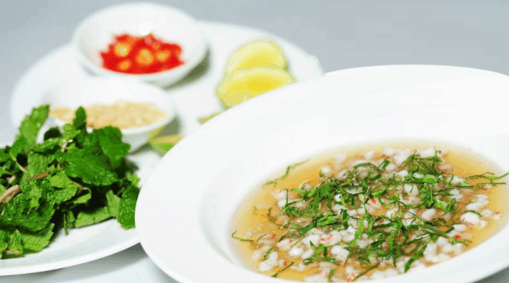 Tiết canh tôm hùm long hải