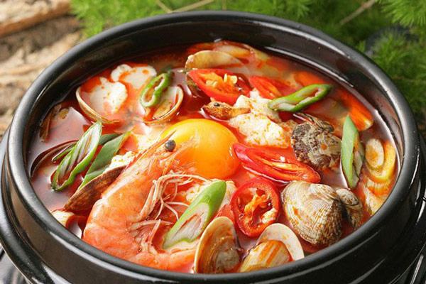 canh kim chi hải sản