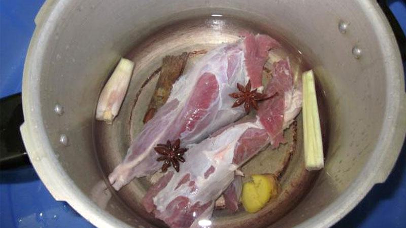thịt bò nấu nước tương