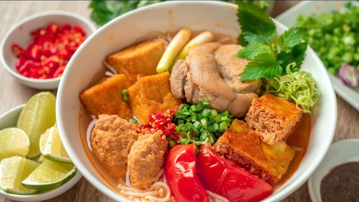 cách nấu bún riêu gạch cua 9