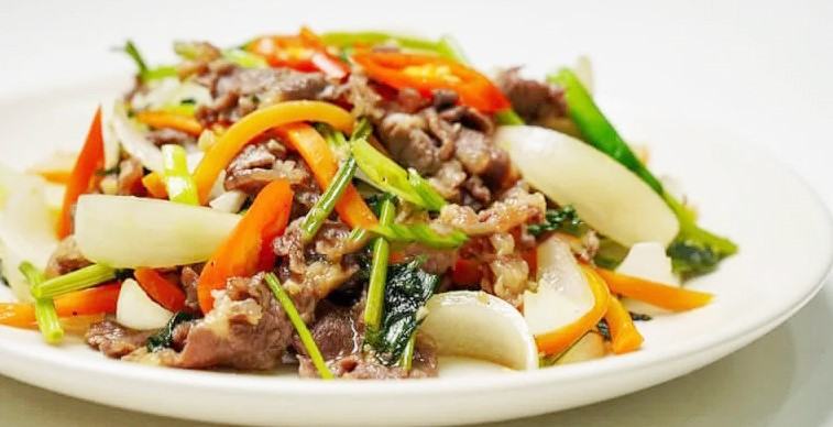 Bò nướng cà rốt hành tây 6