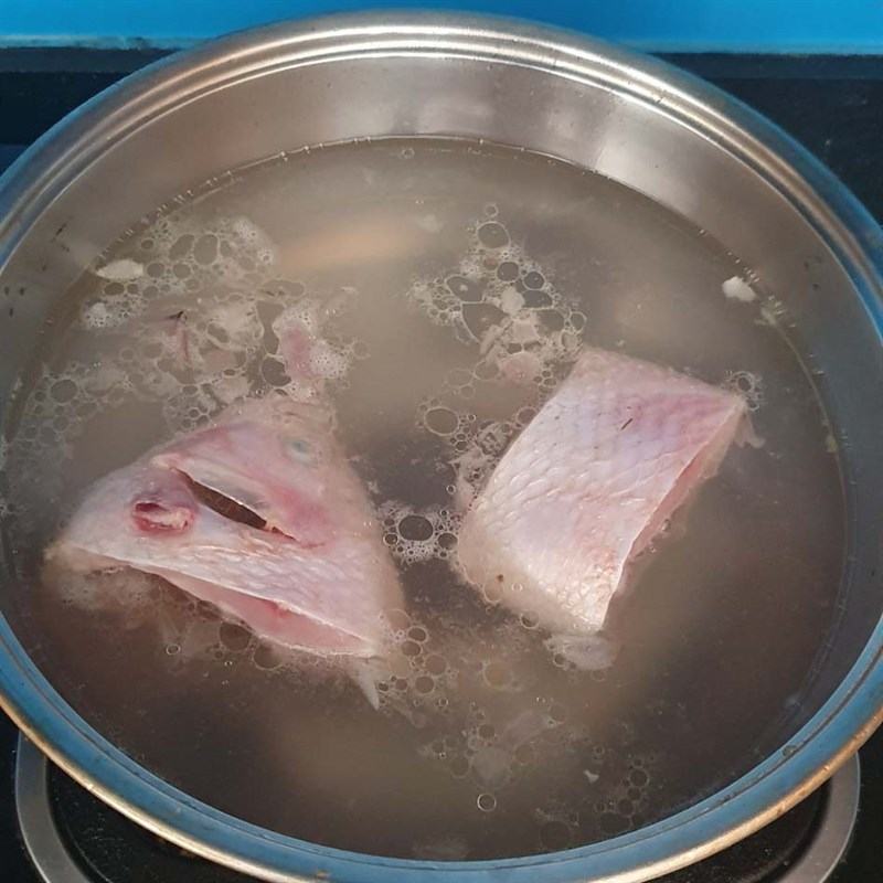 Cách chế biến cá diêu ​​hồng nấu canh chua giải nhiệt cho 4 ngày hè