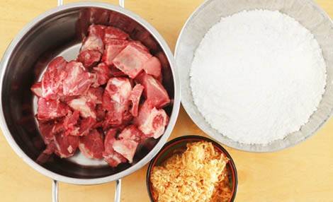 Cách nấu cháo sườn bột gạo cho bữa sáng thơm ngon