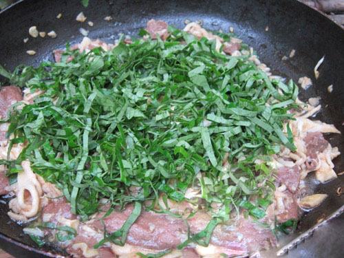 Cách làm thịt bò xào nấm