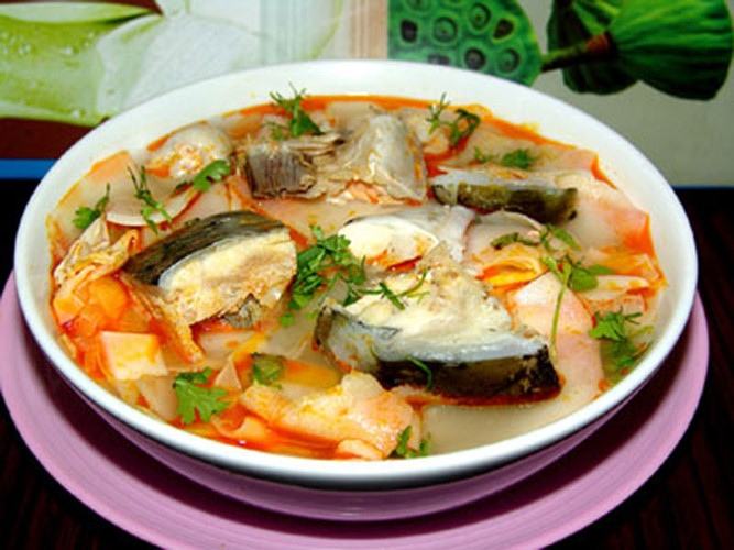 Cách nấu canh chua đầu cá hồi 4