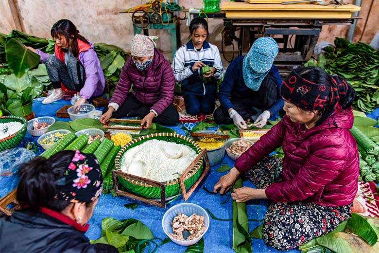 Hình ảnh bánh chưng bánh tét ngày tết