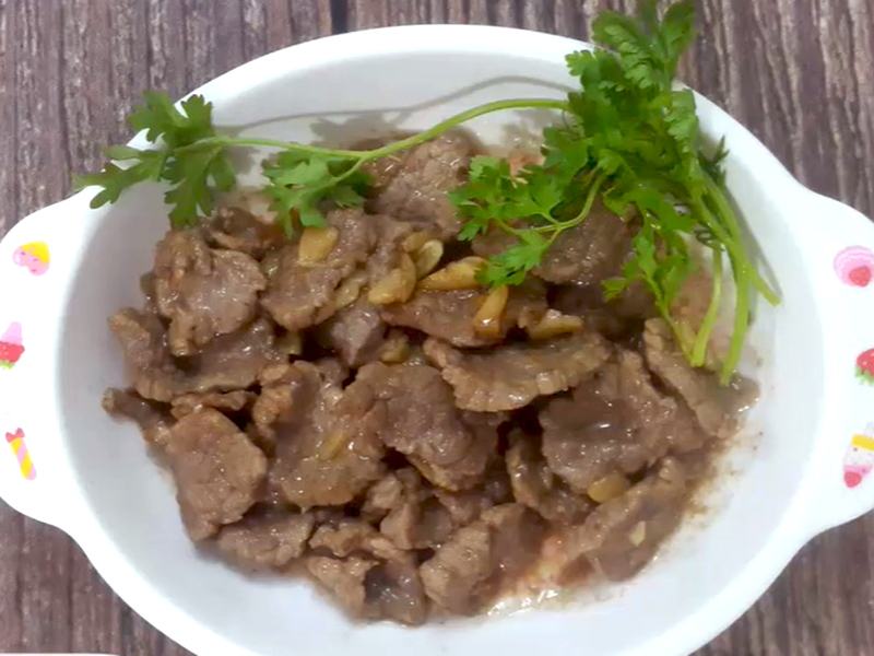 Bò nướng tỏi