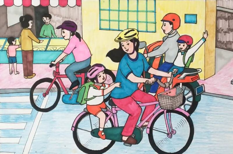 Vẽ hình đội mũ dễ thương để bảo vệ chúng ta khi tham gia giao thông khi hai mẹ con ngồi trên xe đạp