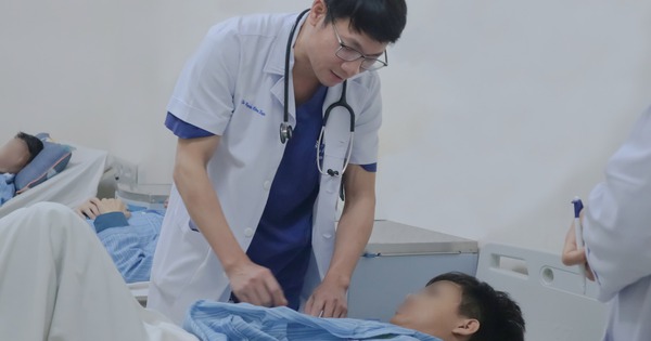 9 giờ đồng hồ cân não, hạ sâu thân nhiệt cứu nam thanh niên 17 tuổi bị lóc động mạch chủ hiếm gặp