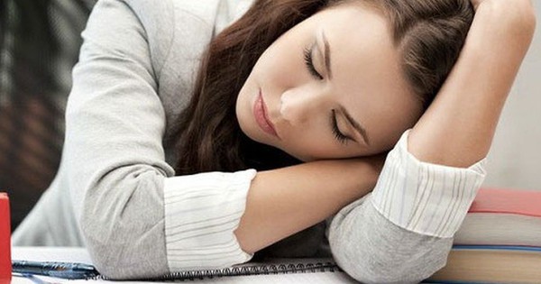 9 triệu chứng cảnh báo thiếu vitamin D, bổ sung như thế nào?
