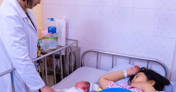 Bé sơ sinh ‘khổng lồ’ hơn 6kg chào đời ở Bệnh viện Hùng Vương