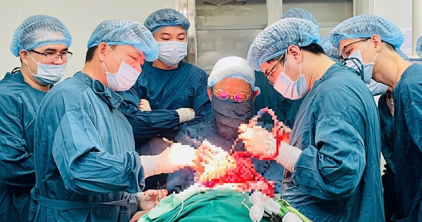 Ca phẫu thuật mang lại ‘trang mới’ cho cuộc đời nữ bệnh nhân