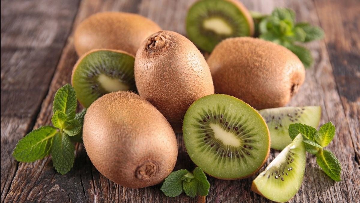 Cách ăn Kiwi 1