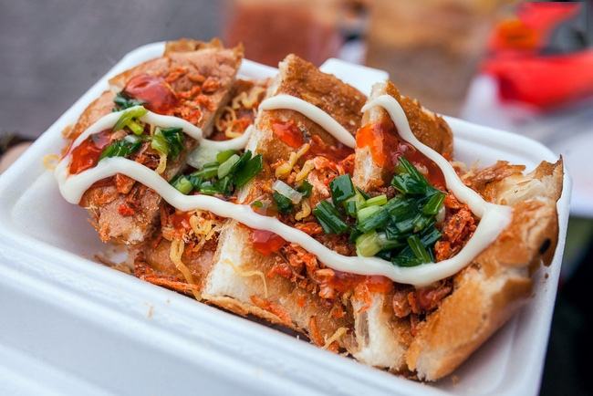 Cách làm bánh mì nướng muối ớt siêu ngon làm “điên đảo” giới trẻ