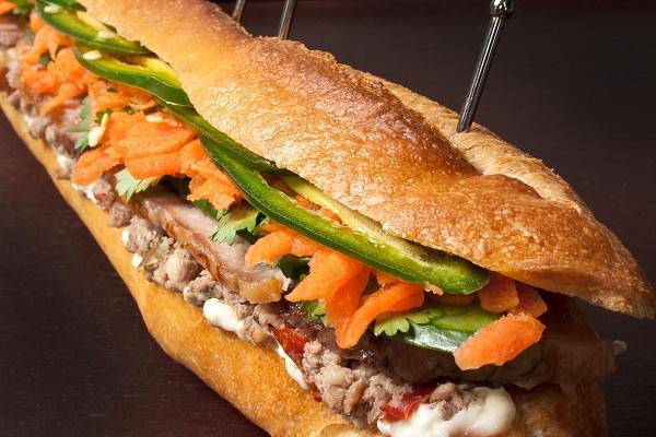 Cách làm bánh mì pate thơm ngậy và dễ ăn, nhìn là thèm