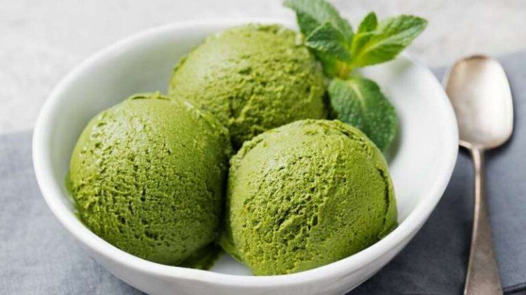 Cách làm kem matcha thơm vị đặc trưng, mềm xốp dễ ăn