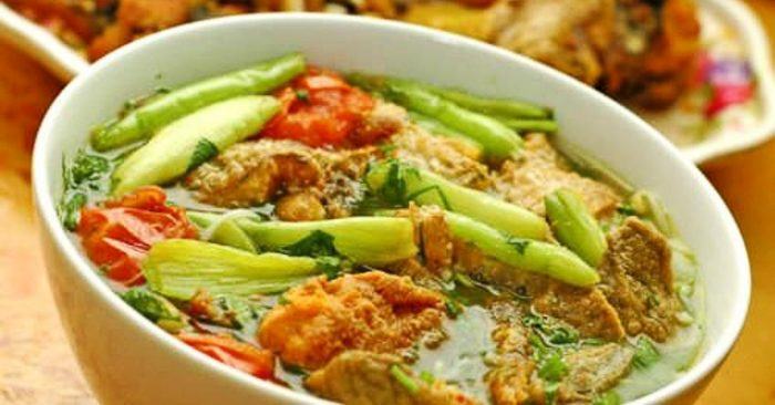 Cách nấu canh cua dọc mùng dân dã, bình dị mà ngon khó cưỡng