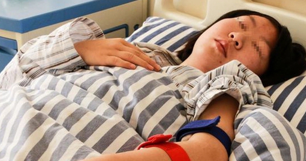 Chủ quan với nốt ruồi, một phụ nữ phát hiện ung thư hắc tố, chuyên gia chỉ rõ nốt ruồi có dấu hiệu này cần được khám sớm!