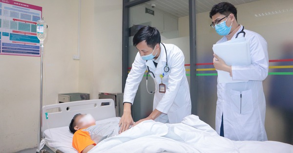 Đang chơi bóng bàn, người đàn ông 34 tuổi ở Hà Nội bị đột quỵ