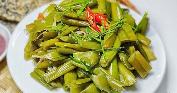 Dọc mùng có tác dụng ‘hút mỡ’ nhưng tối kỵ với một số người