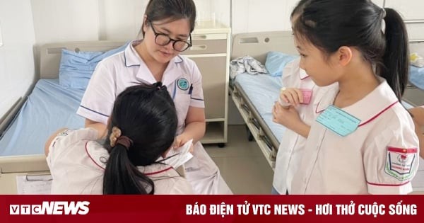 Hơn 30 học sinh nhập viện sau bữa ăn bán trú