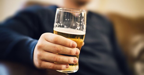 Loại đồ uống làm tăng 5 lần nguy cơ đột quỵ, hại gan nếu uống quá nhiều: Không ít người Việt vẫn ‘mê mệt’