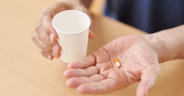 Nếu gặp những biểu hiện này khi dùng thuốc trị tăng huyết áp bạn cần đến gặp bác sĩ ngay
