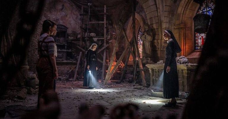 Review phim Ác Quỷ Ma Sơ 2 (The Nun 2) – Valak mang nỗi khiếp sợ trở lại