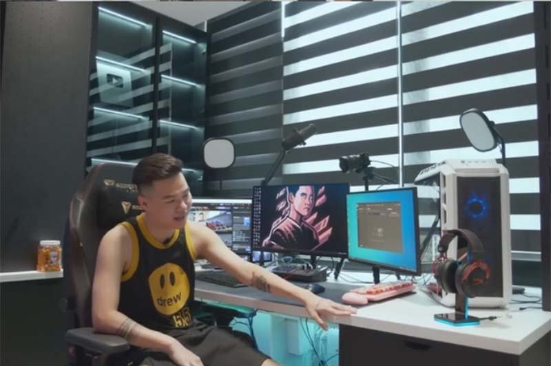 Streamer Rambo thể hiện 