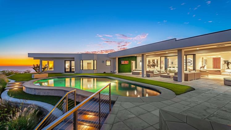 The Art and Business of Real Estate Photography in Los Angeles