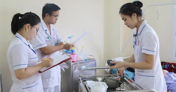 Từ 1/1/2024: Phải chuyển đổi chứng chỉ hành nghề y sang giấy phép hành nghề