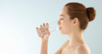 Uống nước có làm giảm huyết áp không?