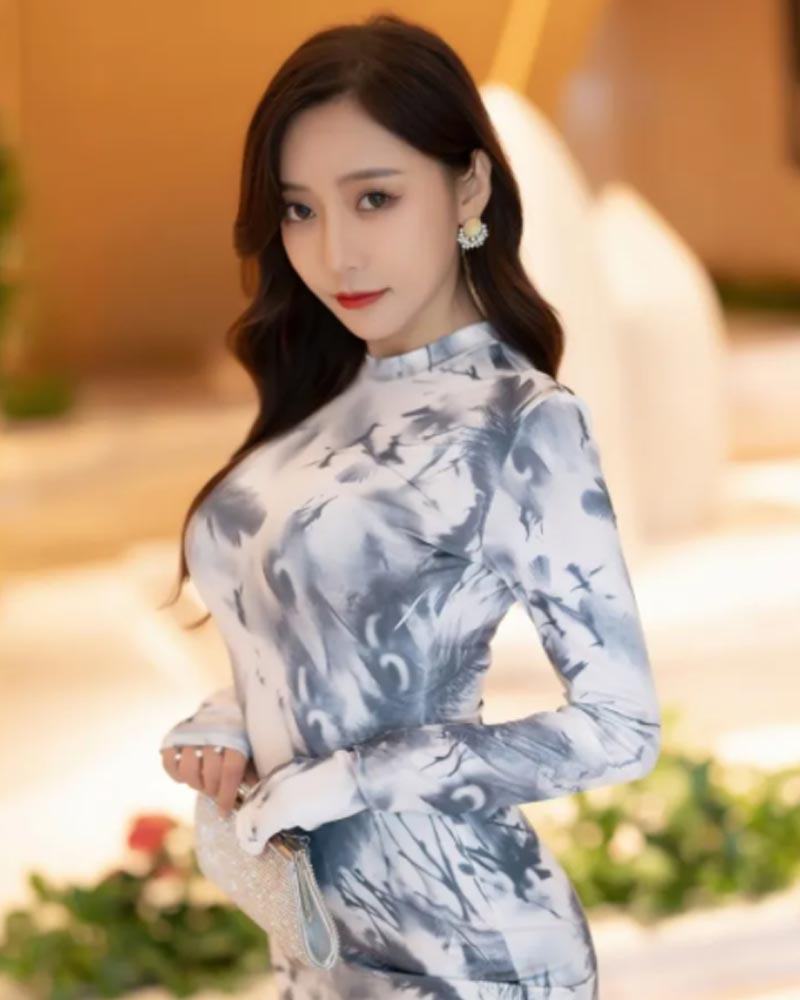 Wang Xin Yao mặc sườn xám đón Tết không quên lộ nội y 1